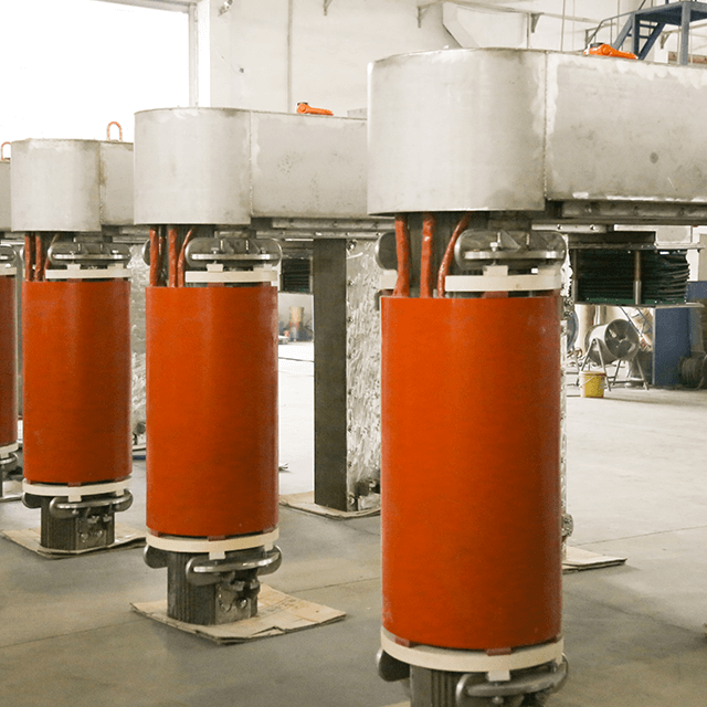 Sistema di riscaldamento a induzione paniera per colata continua a temperatura costante nella produzione di acciaio