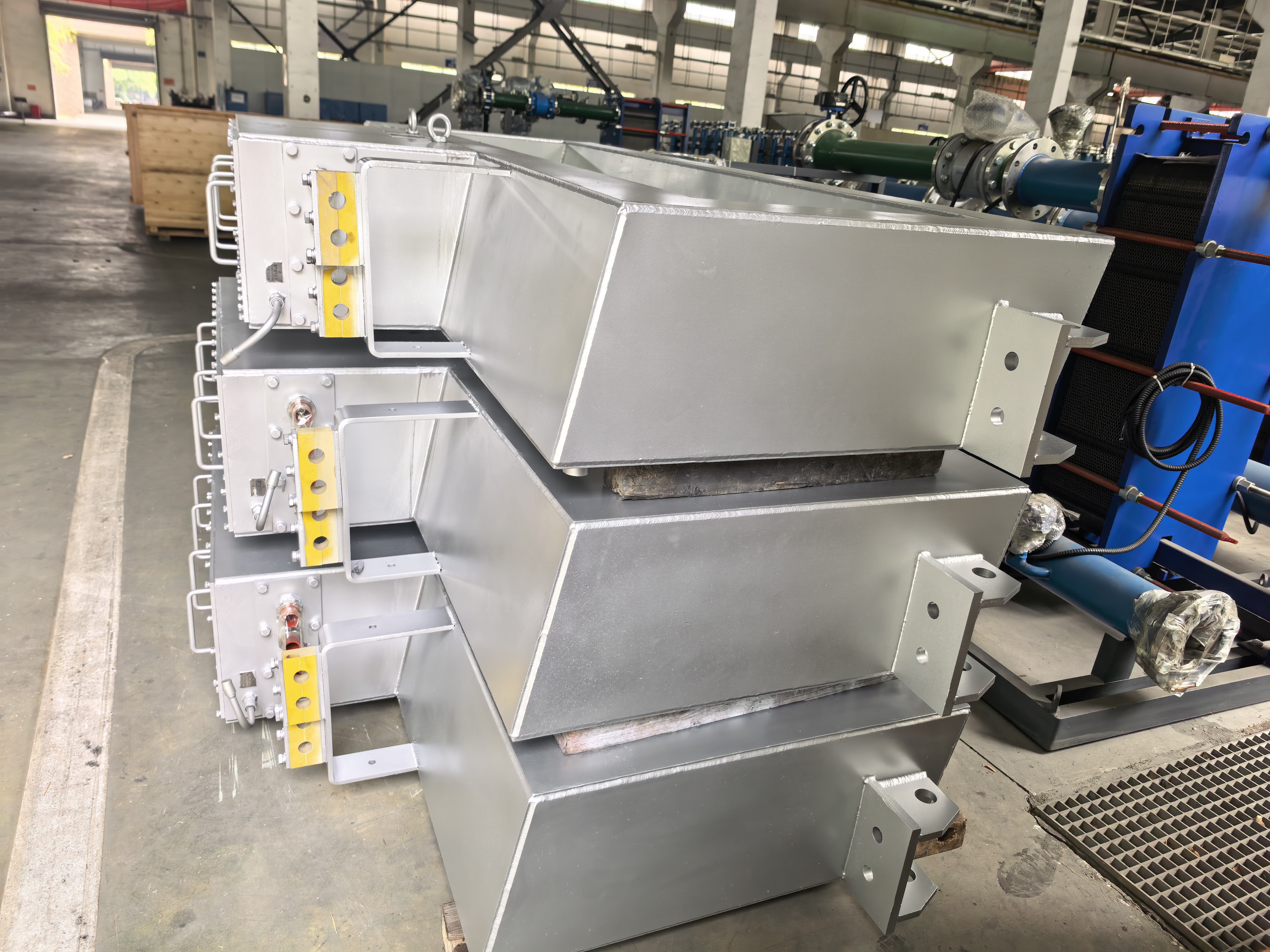 Freno elettromagnetico (EMBR) per fonditrice di bramme nella produzione di acciaio
